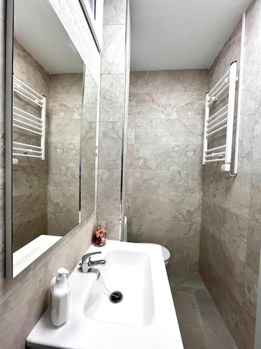 Cool Space Madrid Luaran gambar